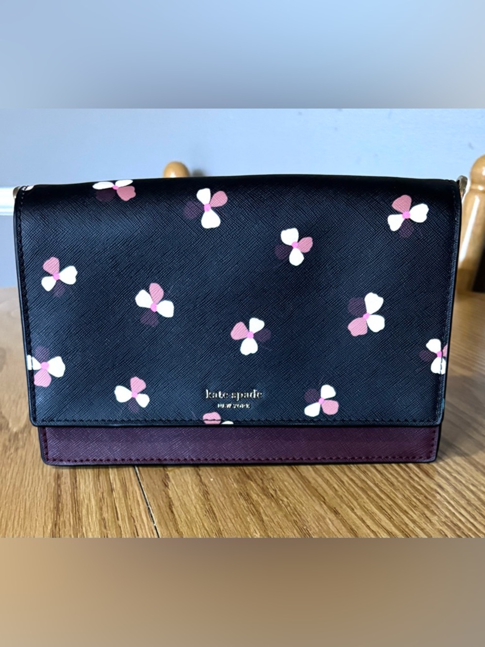 kate spade Black Floral Print Crossbody EUC